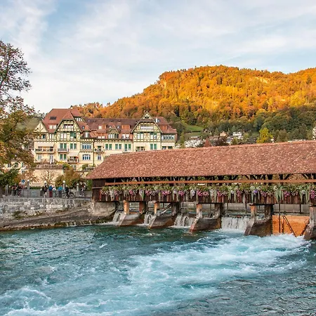 アパート Swisscheapholiday トゥーン